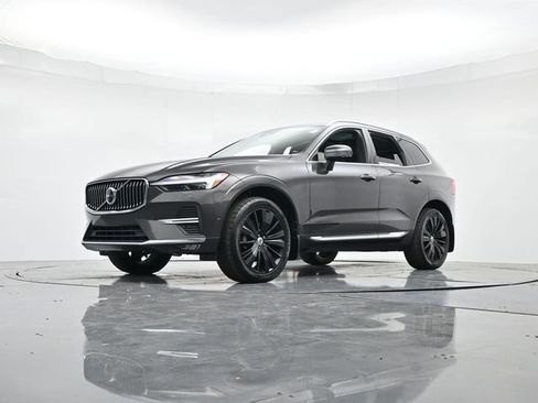 Used 2022 Volvo XC60 B5 Inscription w/ Advanced Package image 31