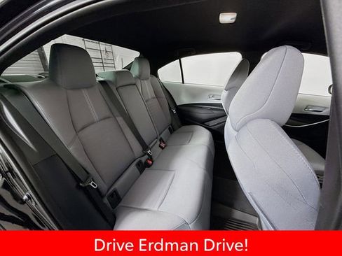 Certified 2025 Toyota Corolla SE image 27