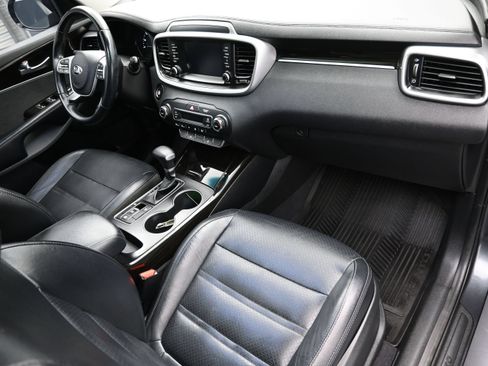 Used 2020 Kia Sorento EX FWD image 38