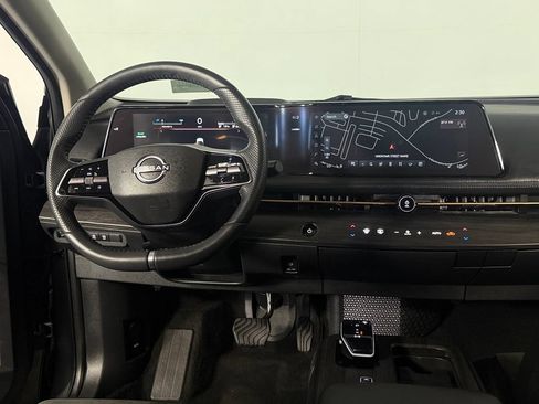 Used 2024 Nissan Ariya FWD image 15