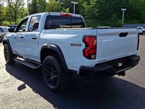 Used 2023 Chevrolet Colorado Trail Boss w/ Technology Package AWD/4WD image 4