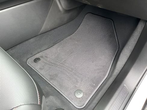 Used 2025 Jeep Wagoneer S Limited image 31