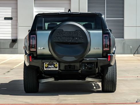 Used 2024 GMC Hummer EV 3X image 11