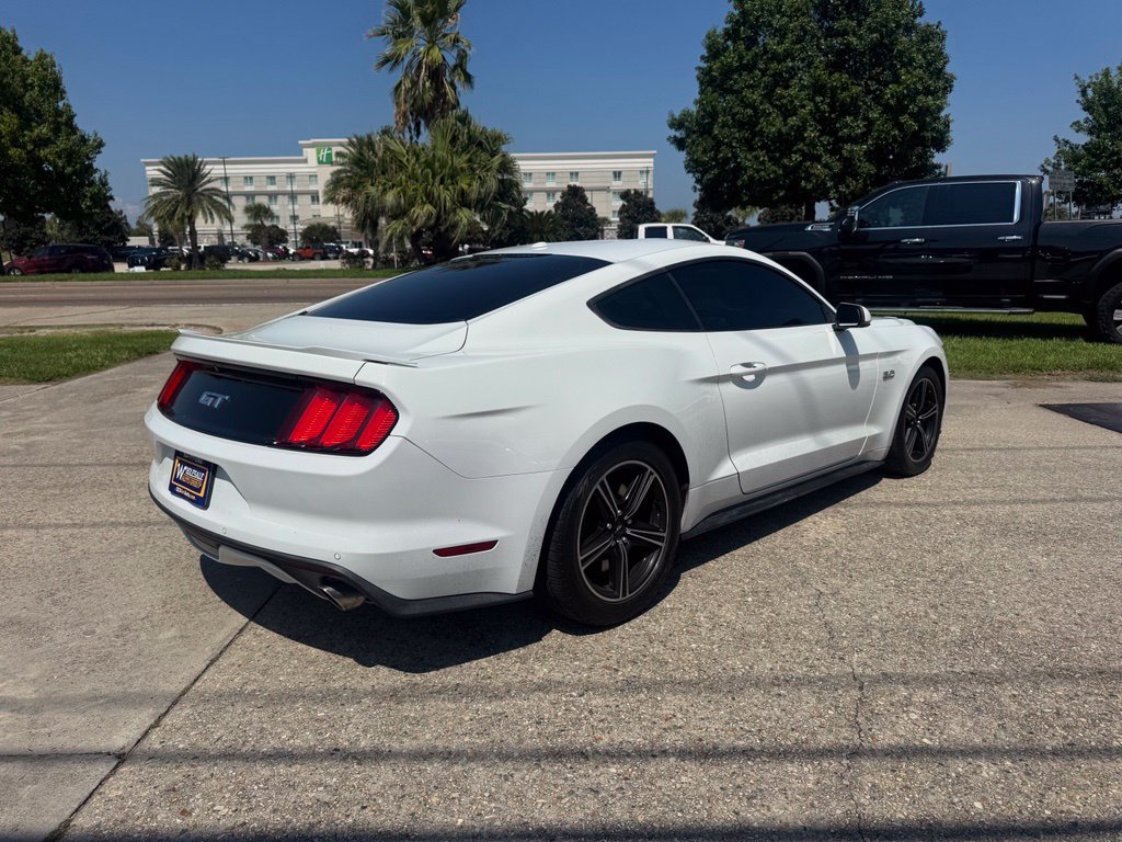 Used 2016 Ford Mustang GT Premium w/ Equipment Group 401A RWD image 4