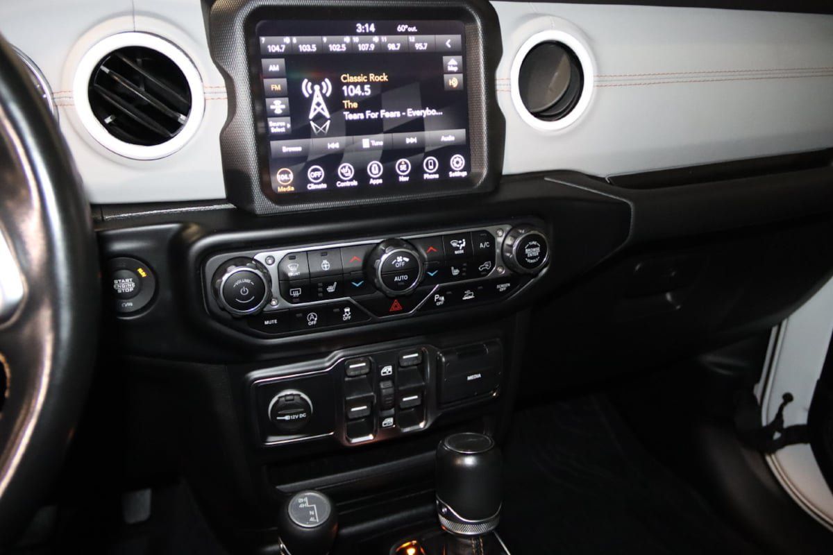 Used 2021 Jeep Gladiator Overland AWD/4WD image 46