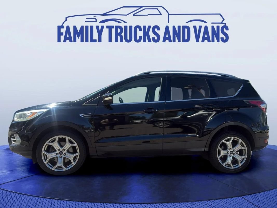 Used 2017 Ford Escape Titanium w/ Equipment Group 301A AWD/4WD image 2