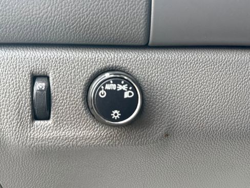 Used 2017 GMC Canyon SL RWD image 17
