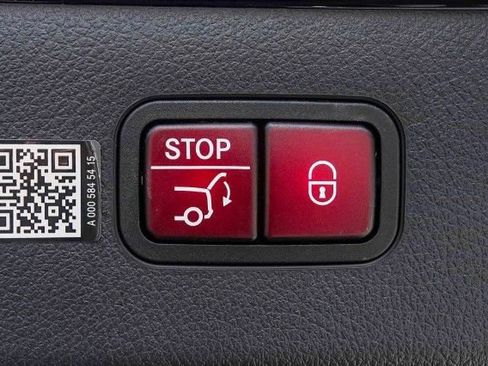 New 2022 Mercedes-Benz EQS 580 4MATIC Sedan image 26