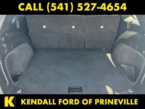 Used 2019 Jeep Grand Cherokee Laredo AWD/4WD image 23
