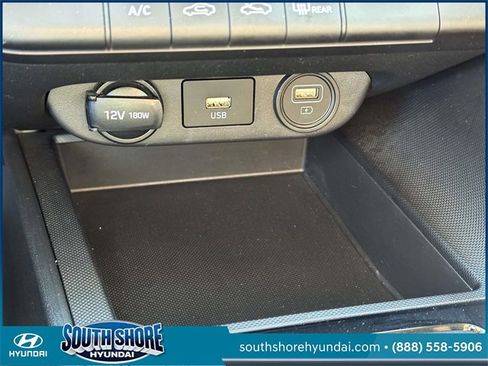 Certified 2021 Hyundai Elantra SE image 30