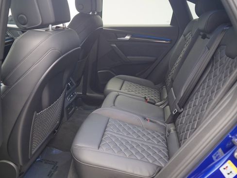 Used 2023 Audi SQ5 Prestige image 7