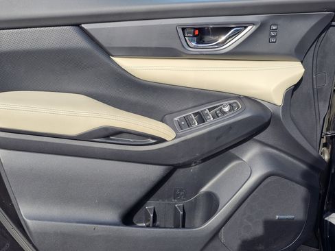 Used 2023 Subaru Ascent Limited w/ Technology Package image 15