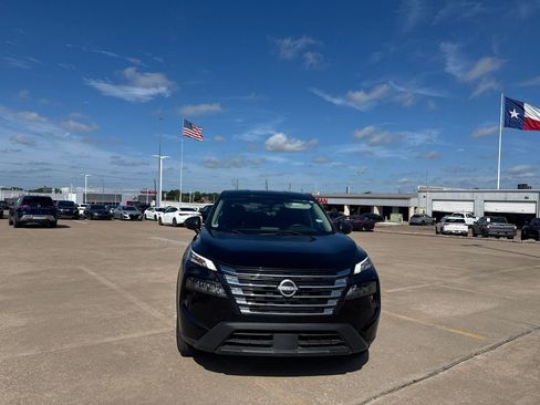 Certified 2024 Nissan Rogue S AWD/4WD image 4