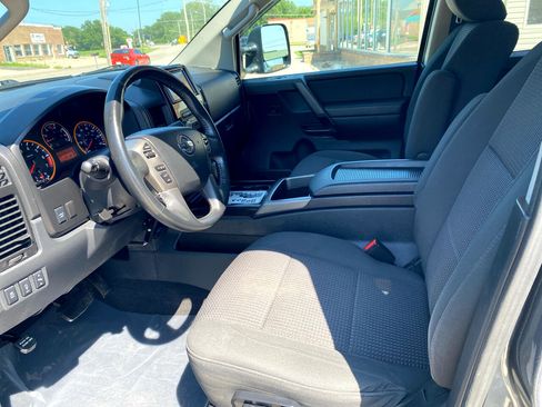 Used 2013 Nissan Titan SV image 15