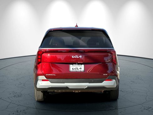 New 2026 Kia Carnival LXS image 5