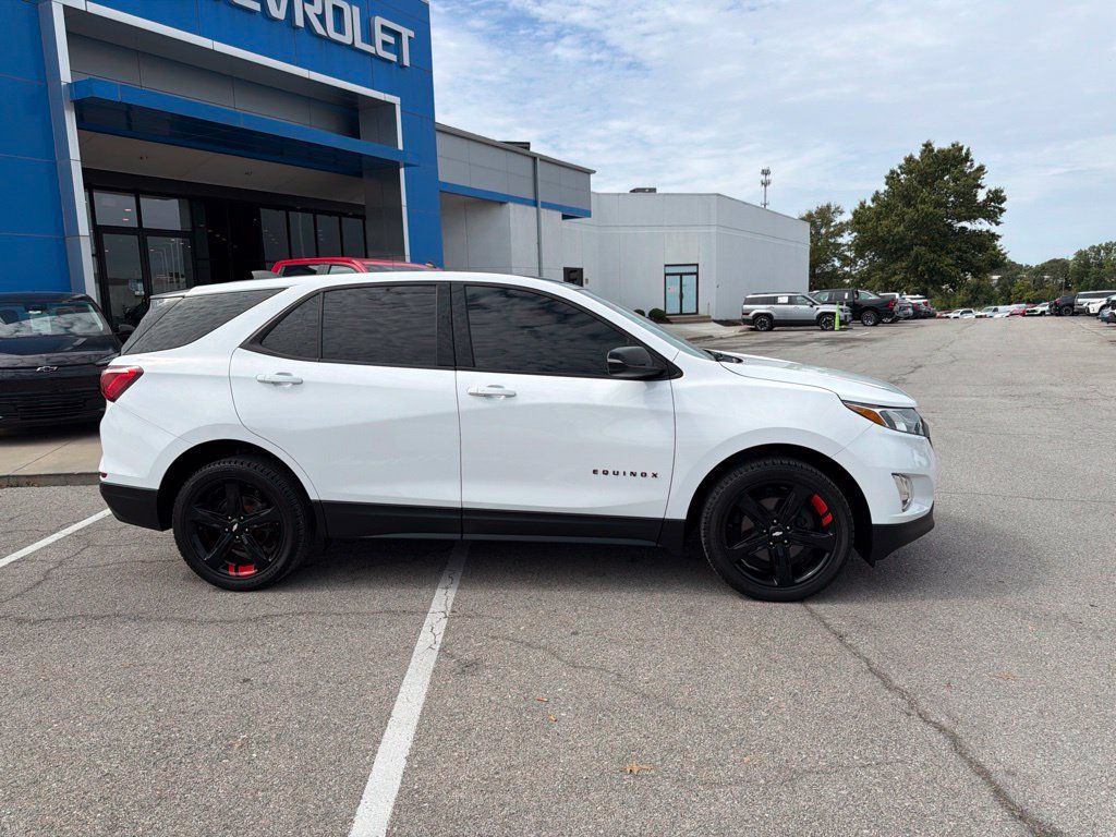 Used 2019 Chevrolet Equinox LT AWD/4WD image 2