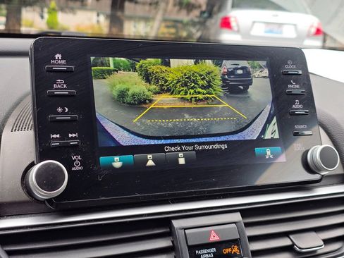 Used 2020 Honda Accord EX image 19