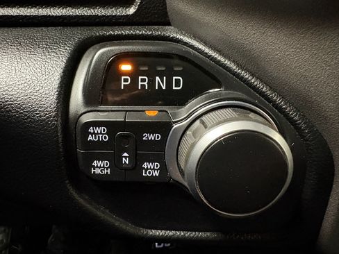 Used 2020 RAM 1500 Big Horn AWD/4WD image 17