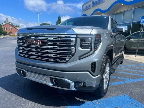 Used 2024 GMC Sierra 1500 Denali AWD/4WD image 2