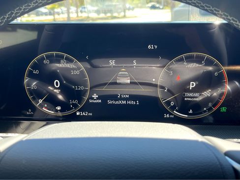 New 2025 INFINITI QX80 Luxe image 5