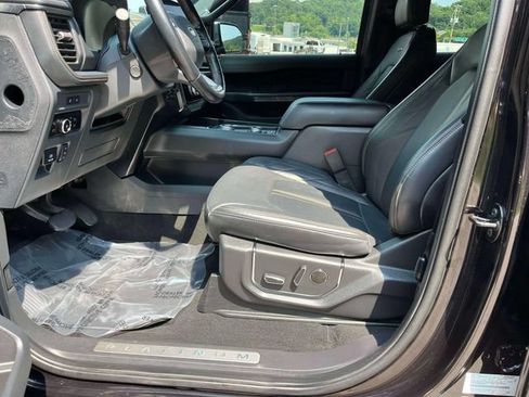 Used 2024 Ford Expedition Max Platinum AWD/4WD image 31