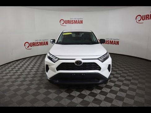 Used 2023 Toyota RAV4 LE FWD image 15