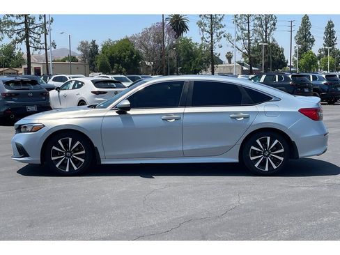 Used 2023 Honda Civic EX image 2