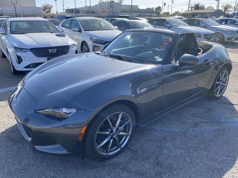 Used 2022 MAZDA MX-5 Miata Grand Touring w/ Weather Package RWD image 2