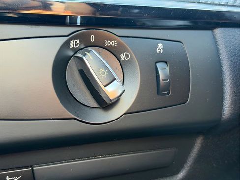 Used 2017 BMW M6 Convertible image 57