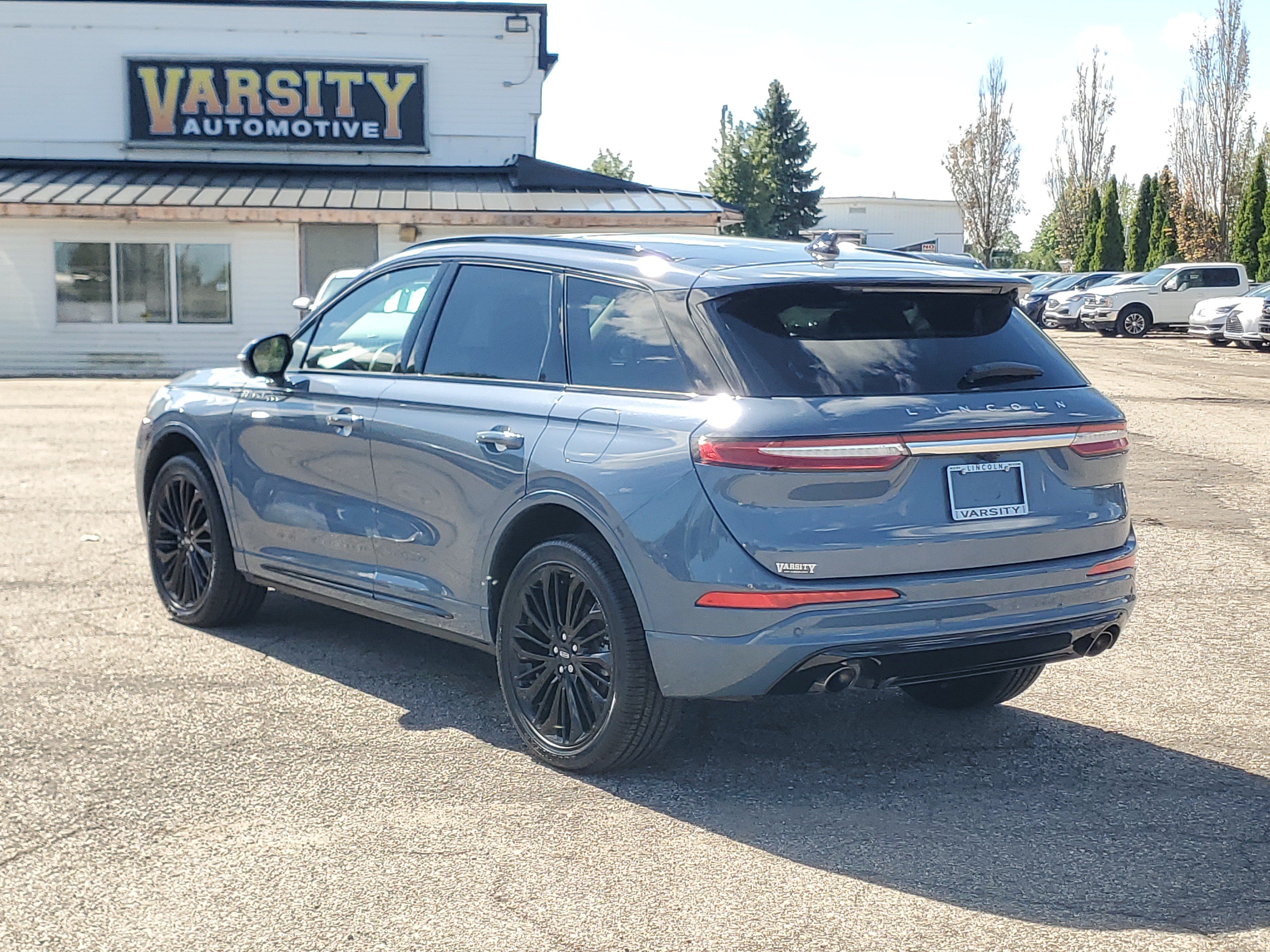 Certified 2024 Lincoln Corsair Reserve w/ Equipment Group 201A AWD/4WD image 4
