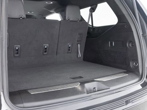 Used 2023 Chevrolet Suburban RST image 45