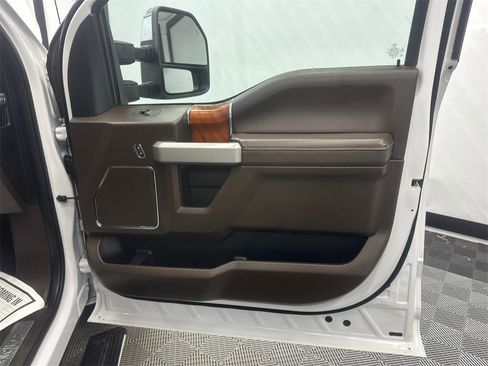 Used 2018 Ford F150 King Ranch w/ Equipment Group 601A Luxury image 16