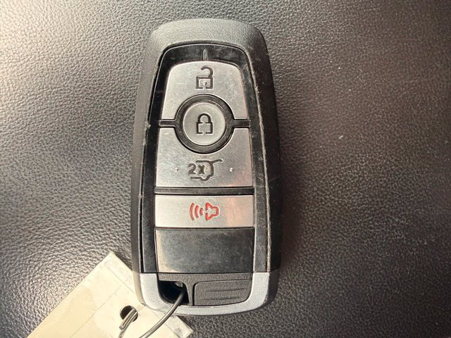 Used 2022 Ford Explorer XLT AWD/4WD image 36