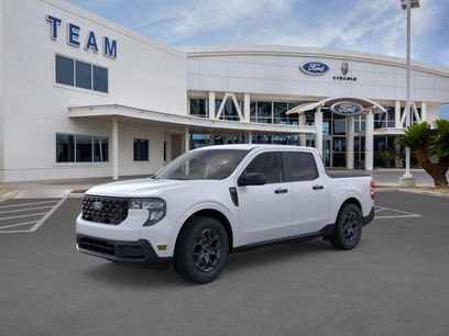 New 2025 Ford Maverick XLT w/ Equipment Group 302A