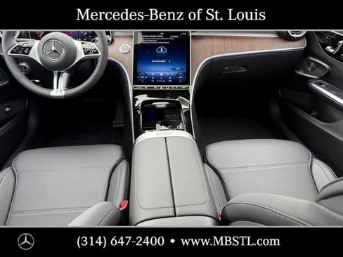 Certified 2025 Mercedes-Benz C 300 4MATIC Sedan image 7