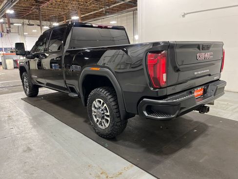 Used 2022 GMC Sierra 2500 AT4 w/ Gooseneck/5TH Wheel Package image 5