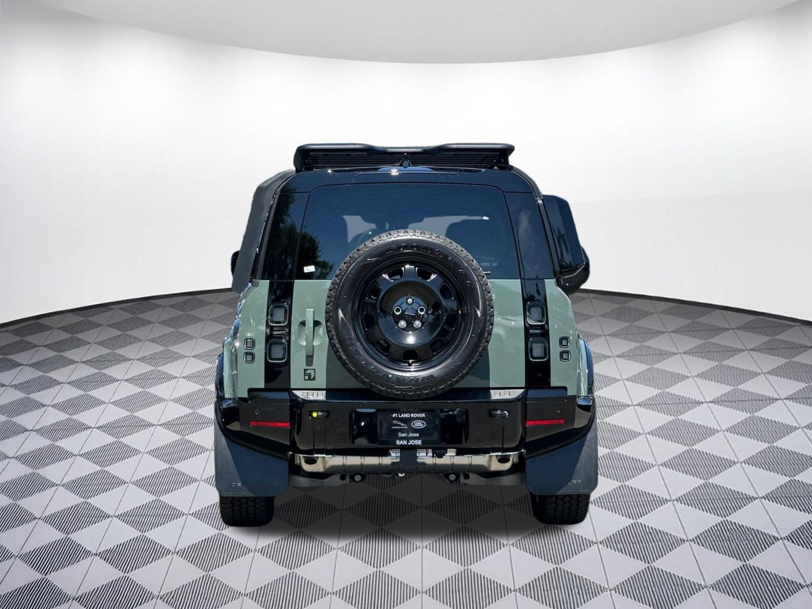 New 2026 Land Rover Defender 110 Trophy Edition AWD/4WD image 10