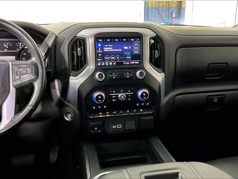 Used 2020 GMC Sierra 1500 SLT image 11
