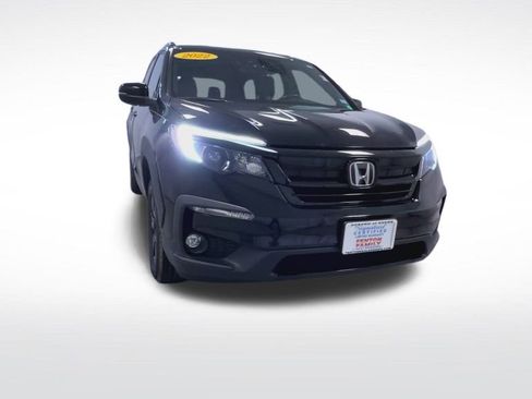 Used 2022 Honda Pilot TrailSport image 2
