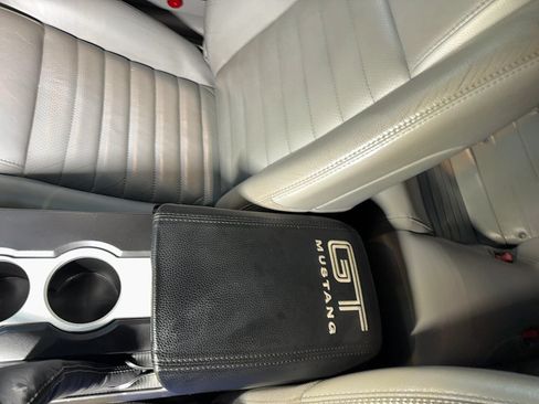 Used 2008 Ford Mustang GT Premium RWD image 38