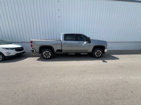 Used 2024 Chevrolet Silverado 2500 LT w/ All Star Edition AWD/4WD image 4