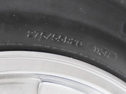 Used 2021 GMC Yukon Denali w/ LPO, Illumination Package image 52