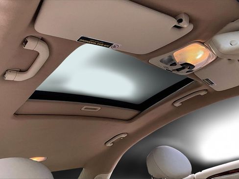 Used 2004 Mercedes-Benz CLK 320 Coupe image 24