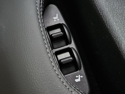Used 2024 Nissan Z Performance w/ Floor Mat Package RWD image 26