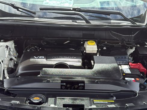 Used 2022 Nissan Pathfinder Platinum w/ Lighting Package (N93) FWD image 31