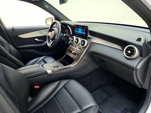 Certified 2021 Mercedes-Benz GLC 300 4MATIC image 23