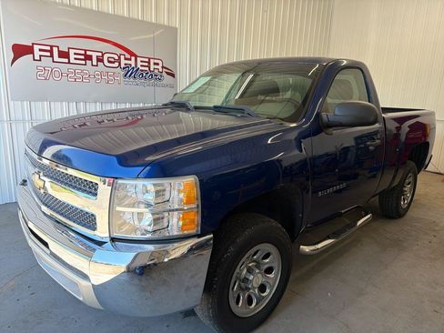 Used 2013 Chevrolet Silverado 1500 W/T w/ LS Package RWD image 2