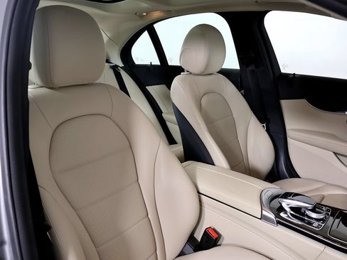 Used 2016 Mercedes-Benz C 300 4MATIC Sedan image 46