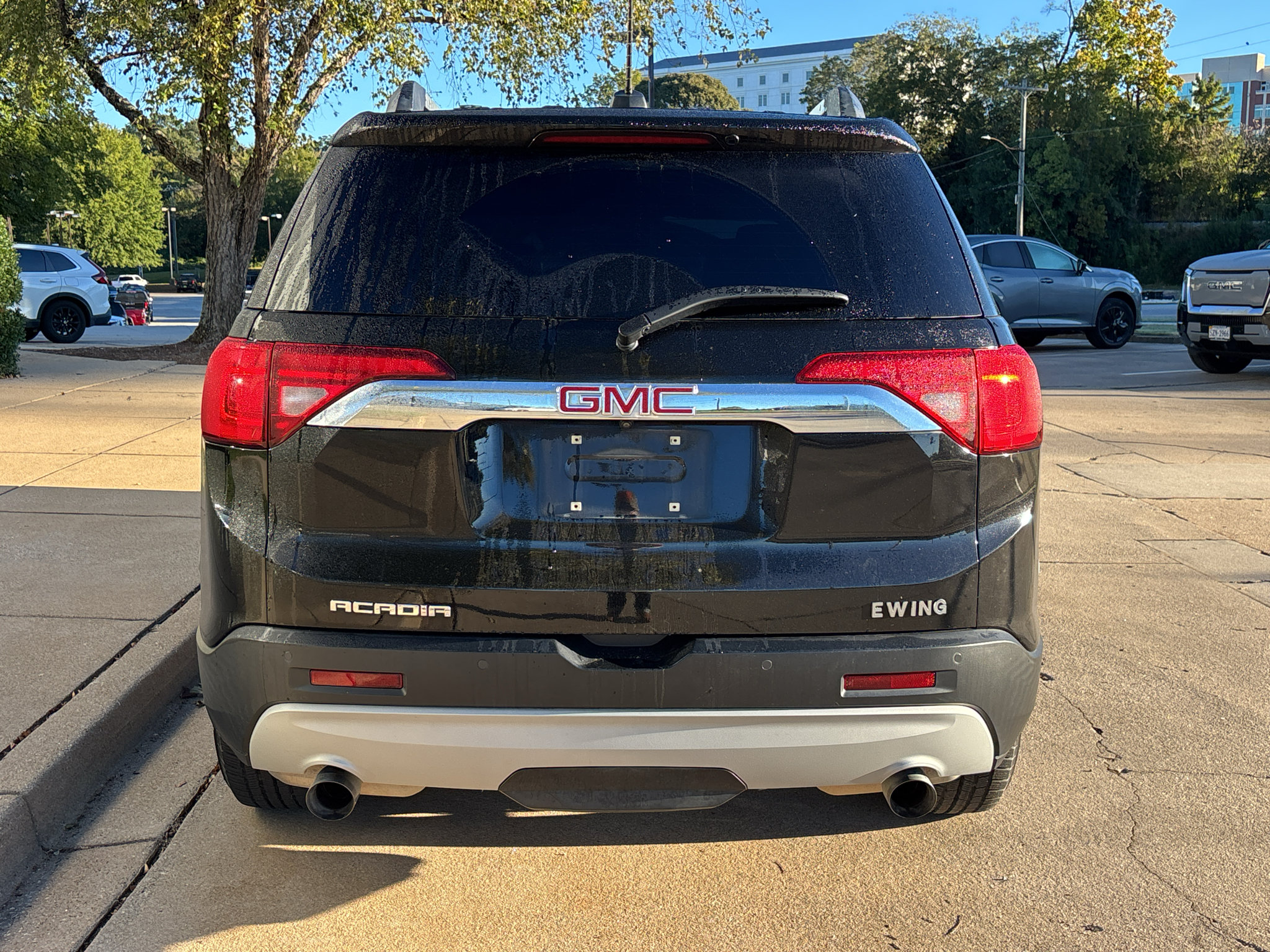 Used 2018 GMC Acadia SLT FWD image 7