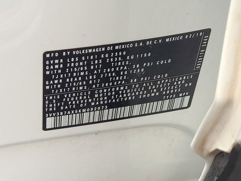 Used 2019 Volkswagen Tiguan SE image 30